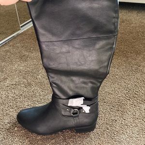 A.N.A leather boots (11 W)